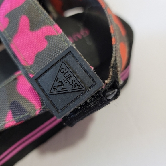 Guess Women's Avin Strappy Platform Sandals Sz 7 Camo Casual Y2K Outdoor Comfy - Picture 4 of 10
